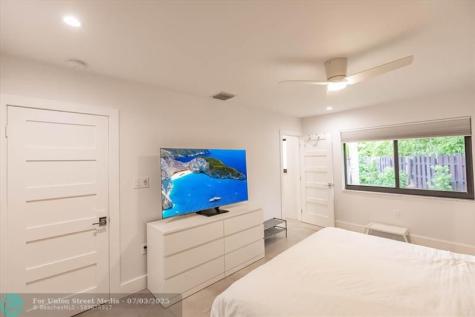 1900 Bayview Drive Fort Lauderdale FL 33305