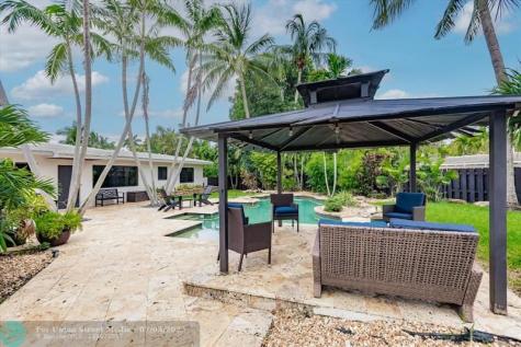 1900 Bayview Drive Fort Lauderdale FL 33305
