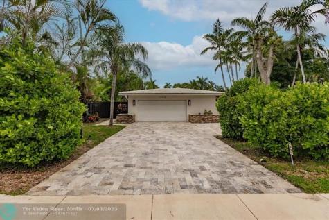 1900 Bayview Drive Fort Lauderdale FL 33305
