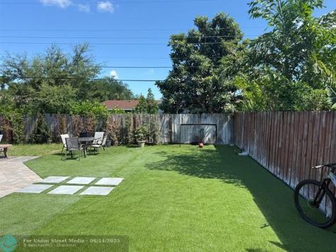 4420 NW 8th Street Coconut Creek FL 33066
