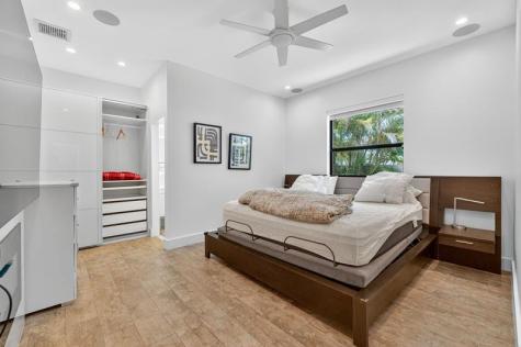 2460 NE 36th Street Fort Lauderdale FL 33308