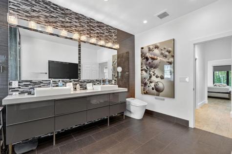 2460 NE 36th Street Fort Lauderdale FL 33308