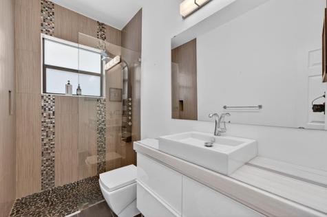 2460 NE 36th Street Fort Lauderdale FL 33308