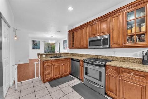 1059 Golden Cane Drive Weston FL 33327