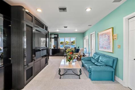 640 3RD Key Drive Fort Lauderdale FL 33304