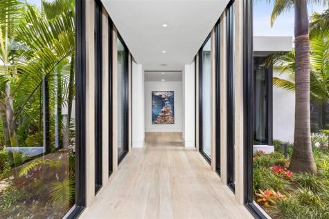 516 Mola Avenue Fort Lauderdale FL 33301