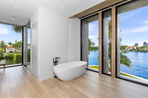516 Mola Avenue Fort Lauderdale FL 33301