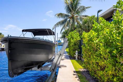 516 Mola Avenue Fort Lauderdale FL 33301