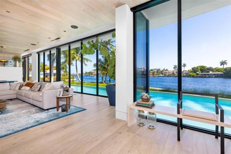 516 Mola Avenue Fort Lauderdale FL 33301