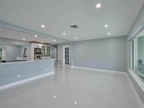 440 NW 37th Street Oakland Park FL 33309