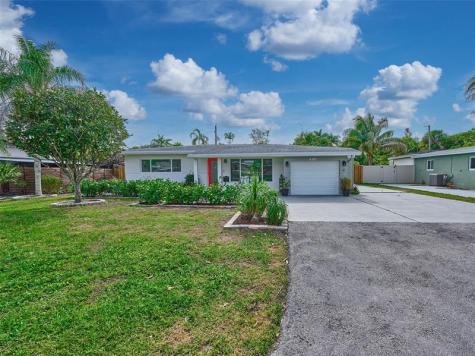 440 NW 37th Street Oakland Park FL 33309