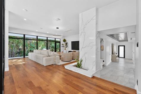360 NW 33rd Street Oakland Park FL 33309
