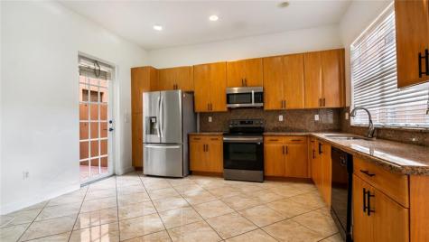 1061 SW 147th Terrace Pembroke Pines FL 33027
