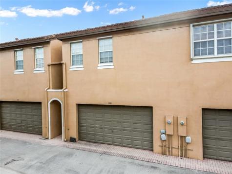 1061 SW 147th Terrace Pembroke Pines FL 33027
