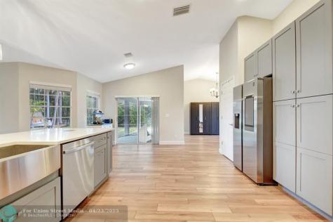 18725 W Sycamore Loxahatchee FL 33470