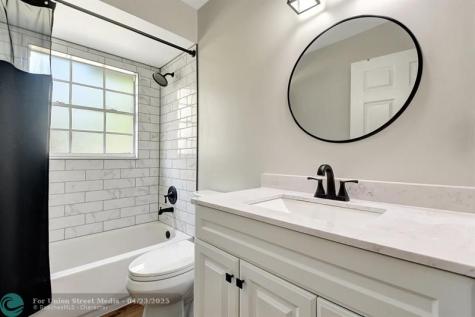 18725 W Sycamore Loxahatchee FL 33470
