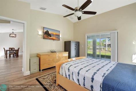 18725 W Sycamore Loxahatchee FL 33470
