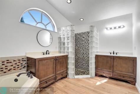 18725 W Sycamore Loxahatchee FL 33470