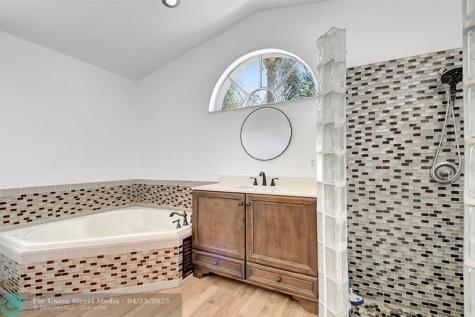 18725 W Sycamore Loxahatchee FL 33470