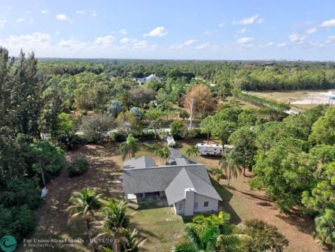 18725 W Sycamore Loxahatchee FL 33470