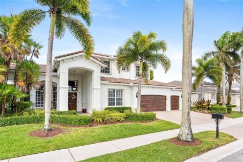 2527 Montclaire Circle Weston FL 33327