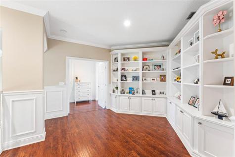 2527 Montclaire Circle Weston FL 33327