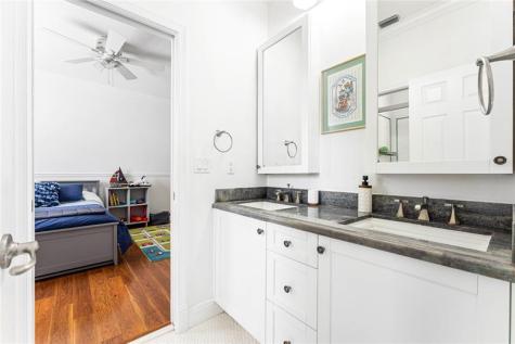 2527 Montclaire Circle Weston FL 33327