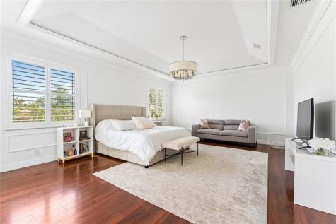 2527 Montclaire Circle Weston FL 33327