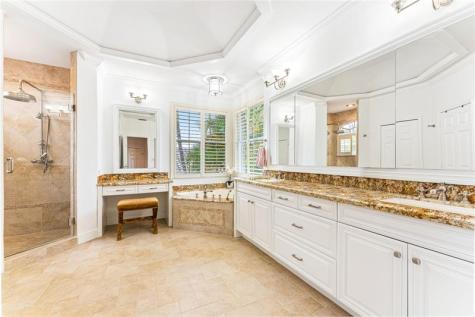 2527 Montclaire Circle Weston FL 33327