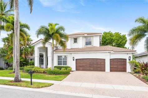 2527 Montclaire Circle Weston FL 33327