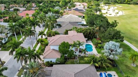 2527 Montclaire Circle Weston FL 33327