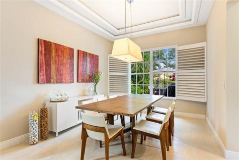 2527 Montclaire Circle Weston FL 33327