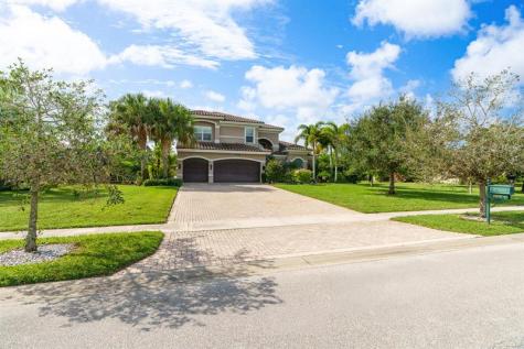 7797 Maywood Crest Drive West Palm Beach FL 33412