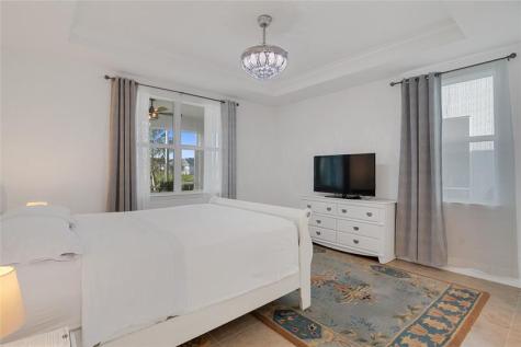 4501 Jolly Roger Manor Vero Beach FL 32967