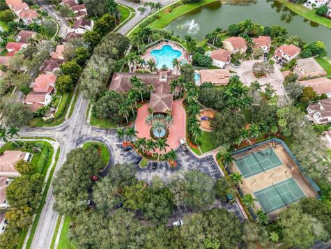 7479 NW 17th Drive Pembroke Pines FL 33024