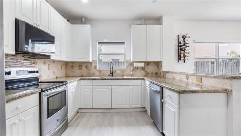 7479 NW 17th Drive Pembroke Pines FL 33024