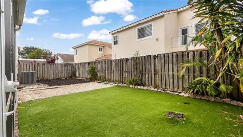 7479 NW 17th Drive Pembroke Pines FL 33024