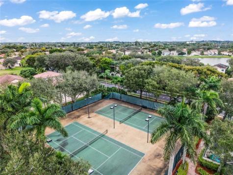 7479 NW 17th Drive Pembroke Pines FL 33024