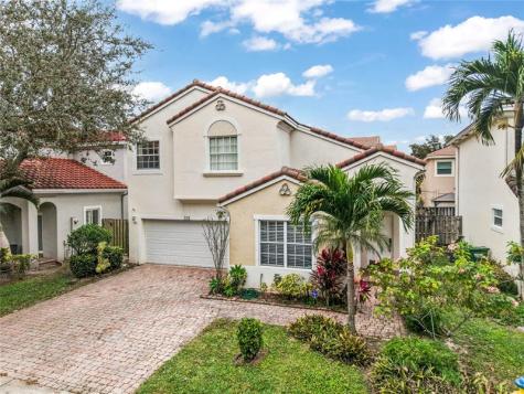 7479 NW 17th Drive Pembroke Pines FL 33024