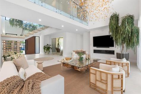 1400 Middle River Drive Fort Lauderdale FL 33304