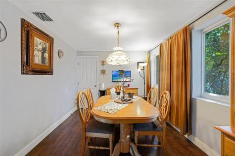2126 Washington Street Hollywood FL 33020