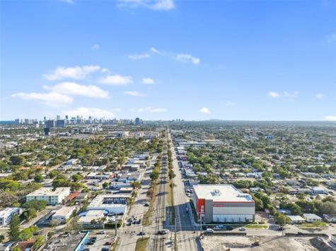 2126 Washington Street Hollywood FL 33020