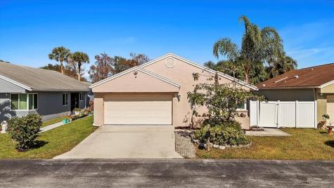 3 E Chesterfield Drive Boynton Beach FL 33426