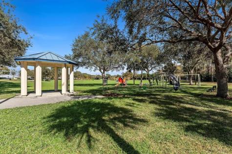 3 E Chesterfield Drive Boynton Beach FL 33426