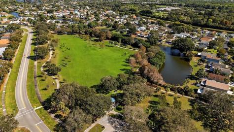 3 E Chesterfield Drive Boynton Beach FL 33426