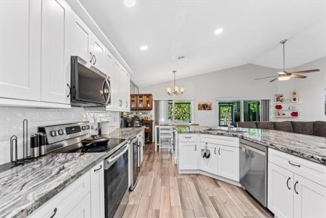 3 E Chesterfield Drive Boynton Beach FL 33426