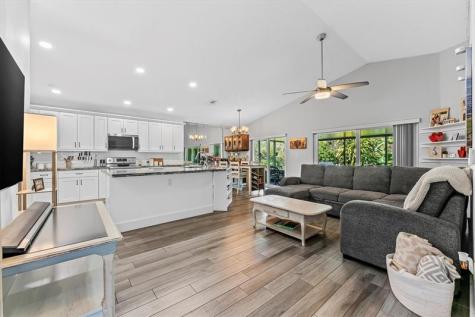 3 E Chesterfield Drive Boynton Beach FL 33426