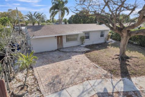 2132 SW 50th Avenue Fort Lauderdale FL 33317