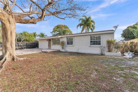 2132 SW 50th Avenue Fort Lauderdale FL 33317