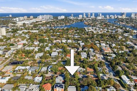 713 NE 17th Road Fort Lauderdale FL 33304